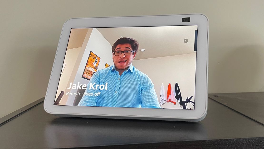 How to use Zoom on the  Echo Show 10 - Reviewed