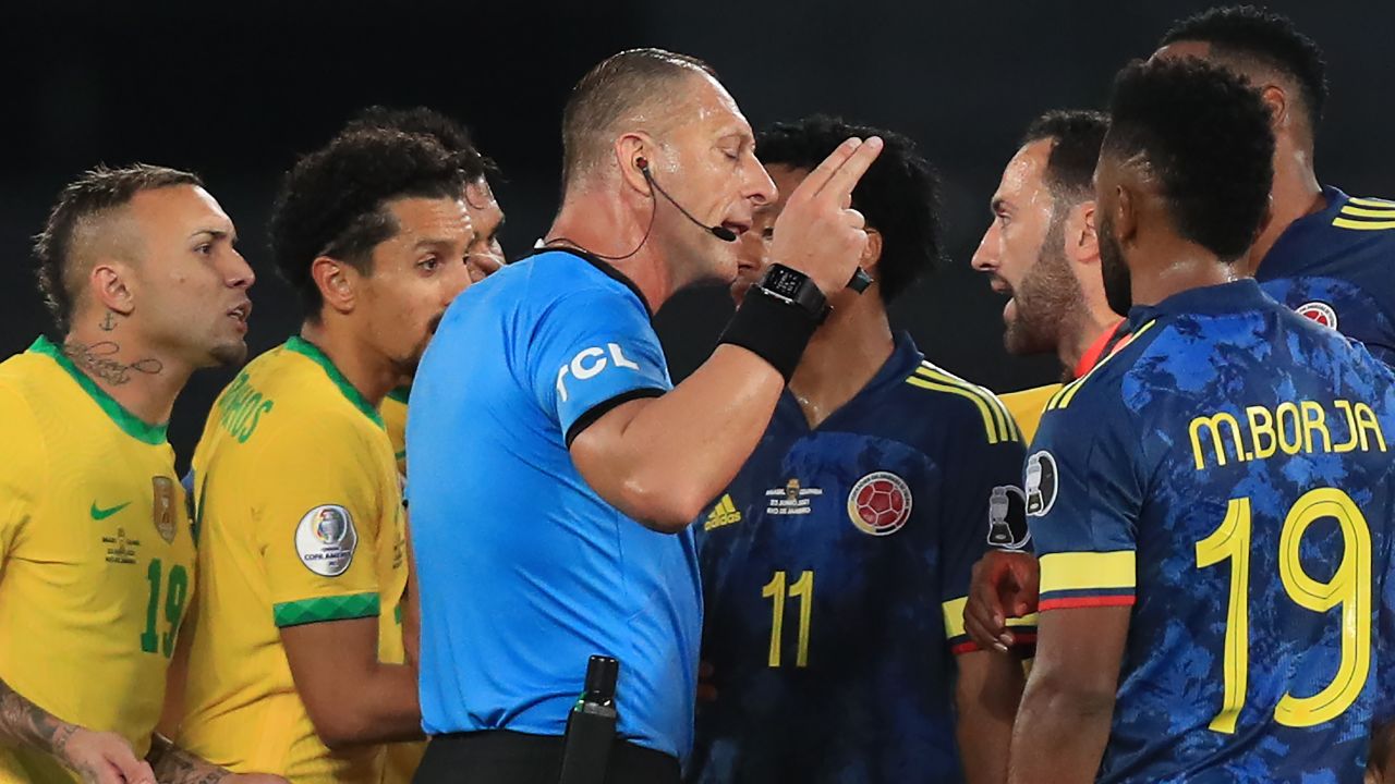 Referee Nestor Pitana was at the center of controversy in Colombia's defeat to Brazil.