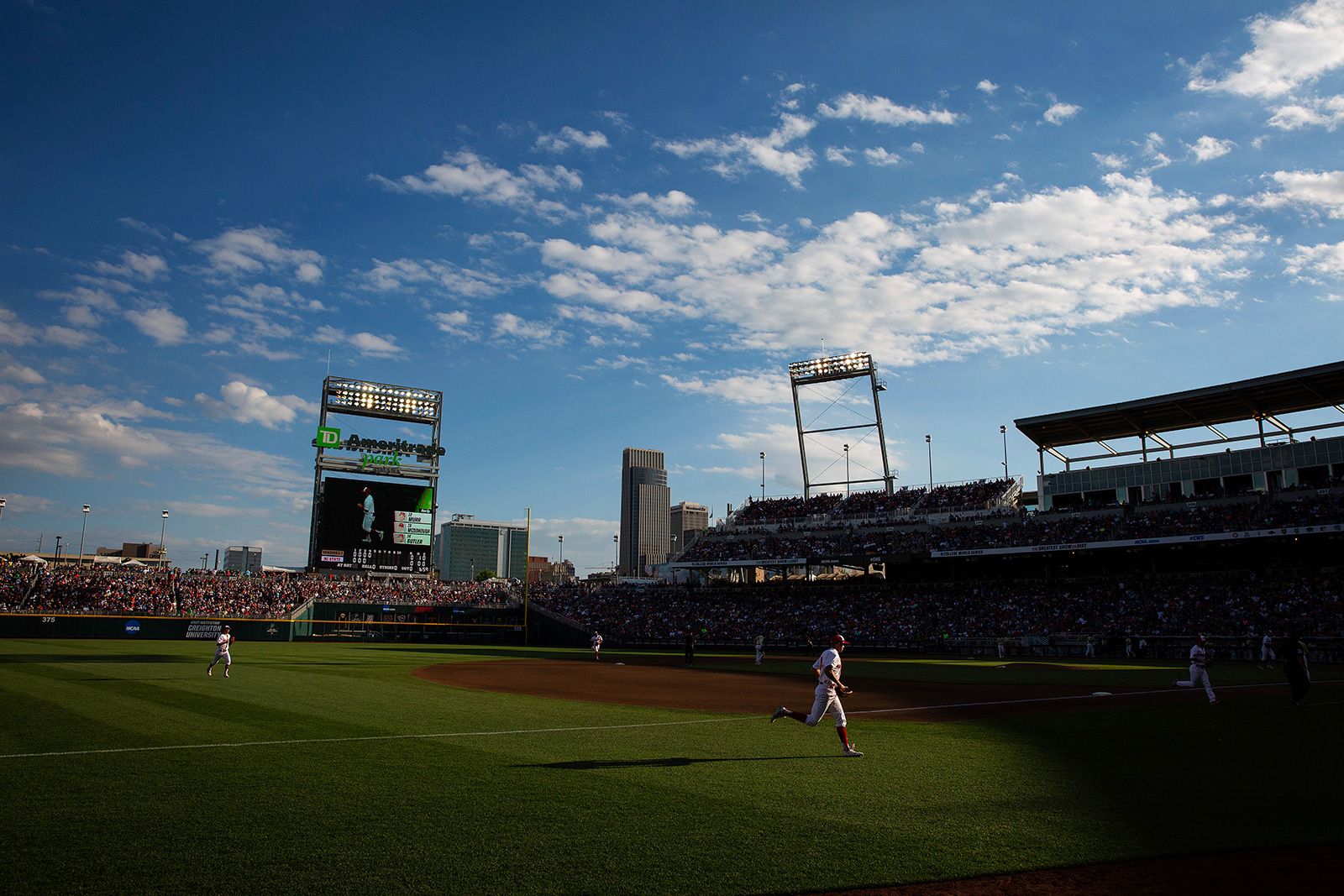 College World Series 2016: Bracket and schedule for Omaha set 
