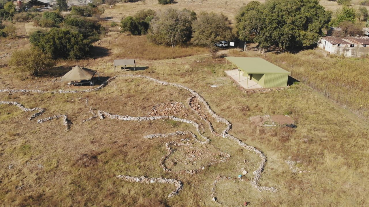 Seen here from above, Molopyane says the mock-up cave on the surface is an innovative exercise, explaining in a <a href="https://www.maropeng.co.za/news/entry/taking-the-world-on-our-journey-of-discovery-the-105site" target="_blank" target="_blank">blog post </a>that "it's amazing what a bird's-eye view and some sunlight can do to enhance your perspective!"