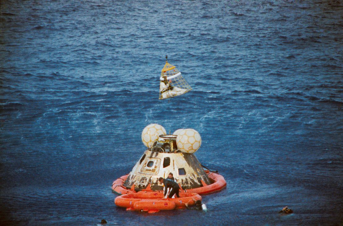 Arturo Campos' adapted contingency plan for emergencies helped safely return the Apollo 13 astronauts to Earth.