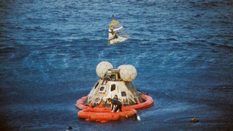 Arturo Campos' adapted contingency plan for emergencies helped safely return the Apollo 13 astronauts to Earth.