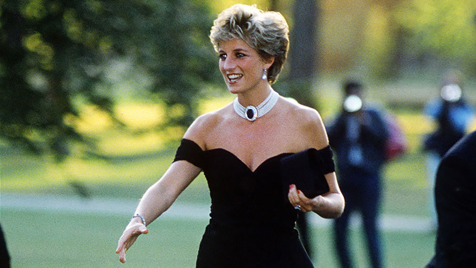 Diana arrives at the Serpentine Gallery in London in June 1994. 