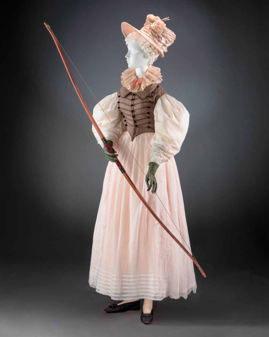 An archery ensemble from the 1820s.
