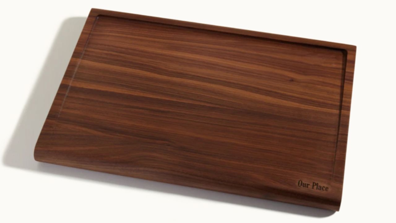 The Walnut Cutting Board