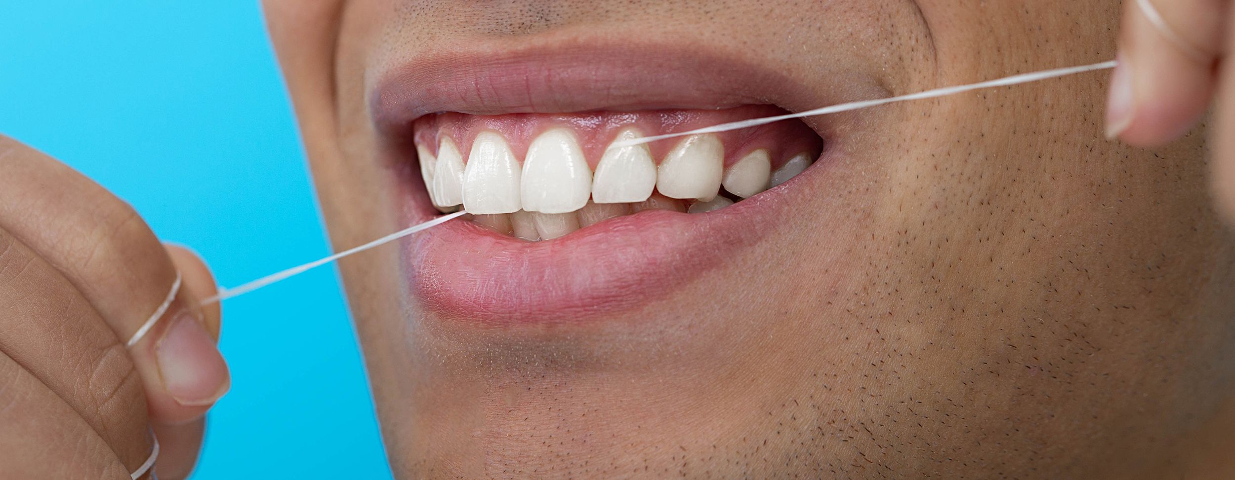 Ru Forekomme lave et eksperiment Flossing your teeth may protect against cognitive decline, research shows |  CNN