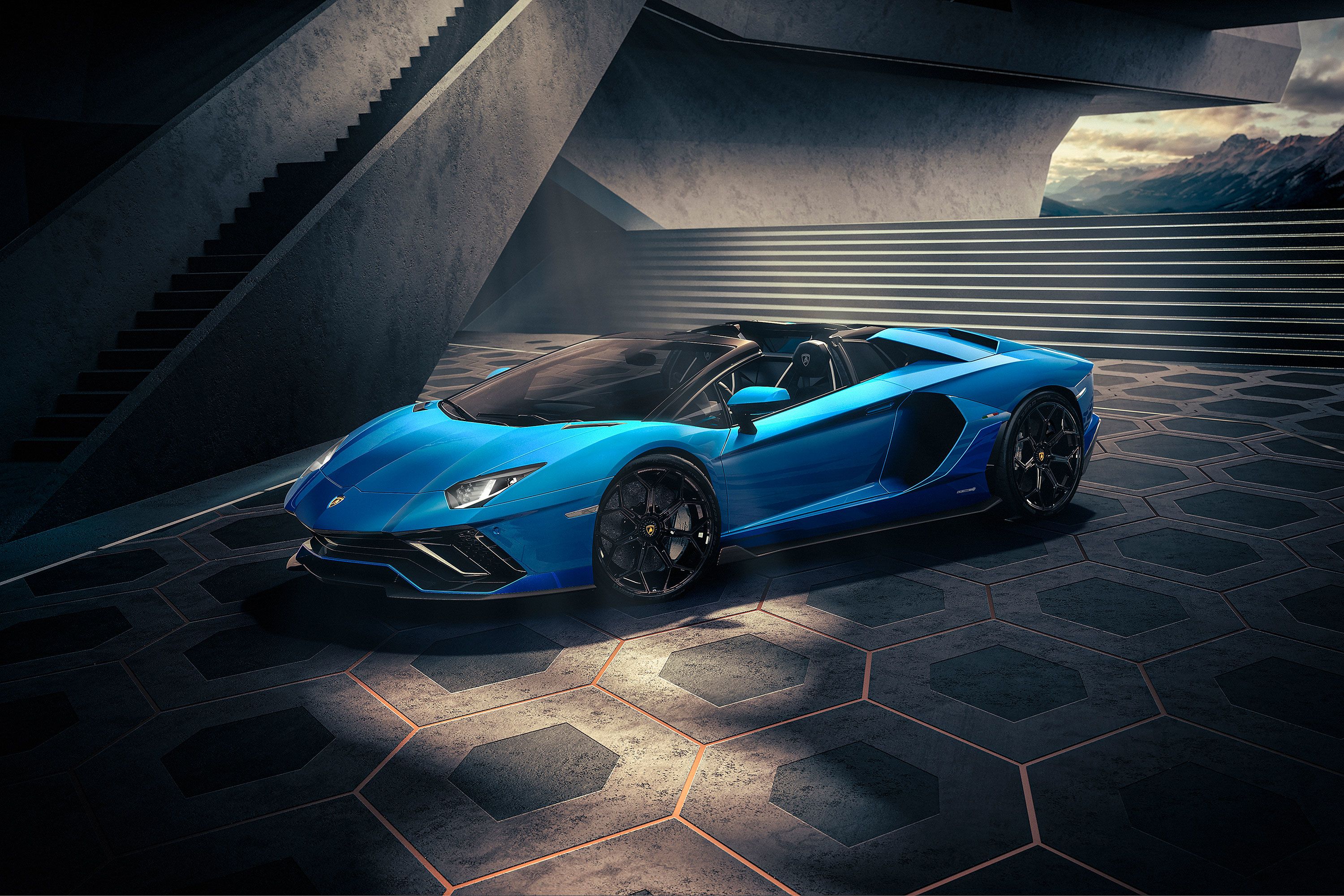 Lamborghini and Lotus unveil last gasoline-only supercars | CNN Business