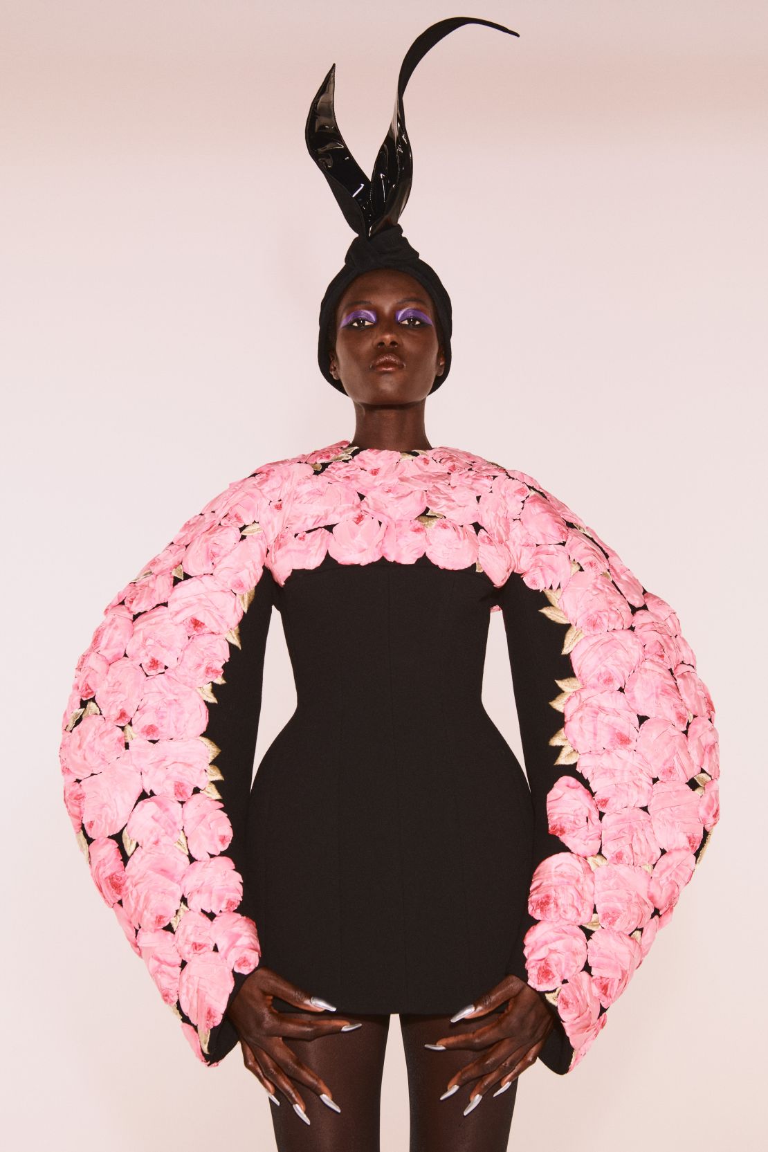 Schiaparelli haute couture Autumn-Winter 2022.