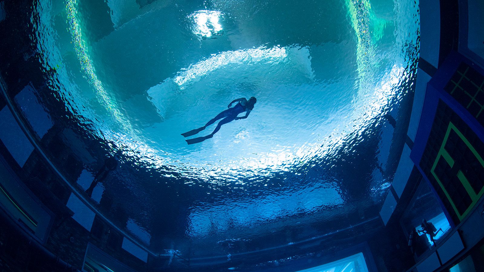 1600px x 900px - World's deepest pool opens in Dubai, part of huge underwater city | CNN