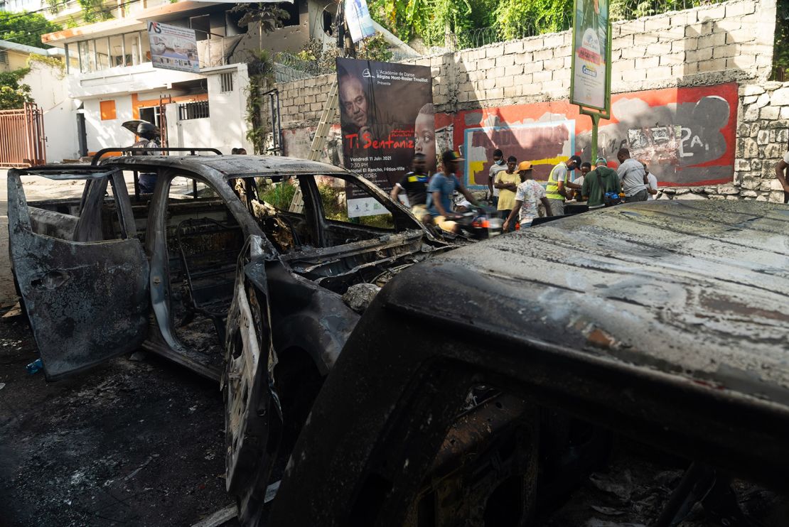 Security forces at the Haitian presidential residence in Port-au-Prince on July 7, investigating the assassination of President Jovenel Moise.