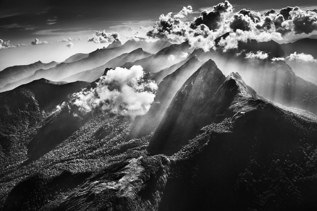 The Marauiá mountain range in São Gabriel da Cachoeira, Amazonas state, 2018. The mountains lie in the Yanomami Indigenous Territory, an area of over 9.6 million hectares.