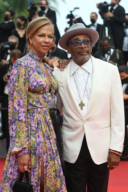 Attending with his wife Tonya Lewis Lee, Spike Lee wore a Louis Vuitton suit.