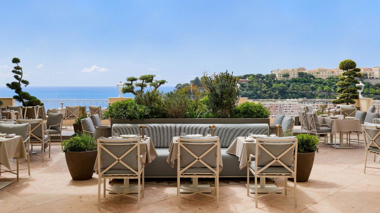 <strong>Yannick Alléno à l'Hôtel Hermitage Monte-Carlo: </strong>Superstar chef Yannick Alléno delivers informal fine dining on this expansive terrace overlooking the yacht-filled harbor of the famed millionaires' playground, as well as the hilltop old town that is home to the Prince's Palace.