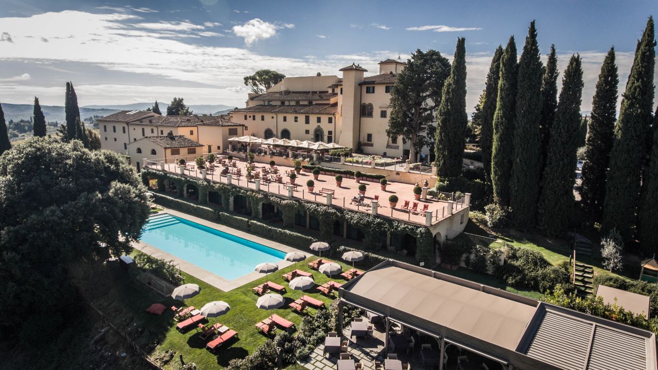 Pavilion is set in the rolling Tuscan hills.