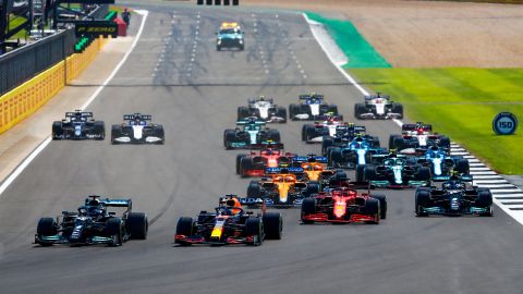 Lewis Hamilton's British Grand Prix victory puts the Briton just eight points behind Max Verstappen in the drivers' standings.
