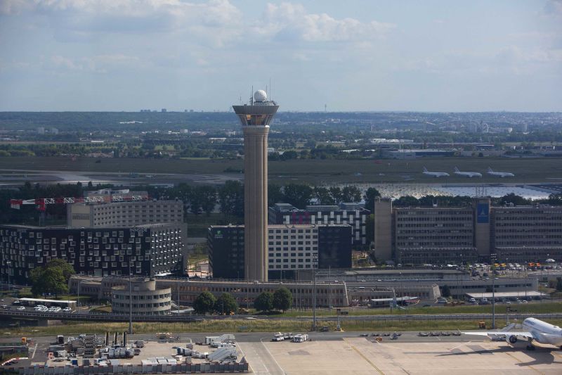 Air traffic controller s slip of the tongue nearly causes plane