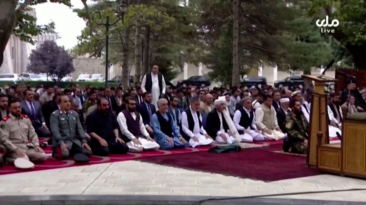 SCREENGRAB kabul presidential palace rockets