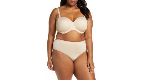 Wacoal Red Carpet Convertible Strapless Bra