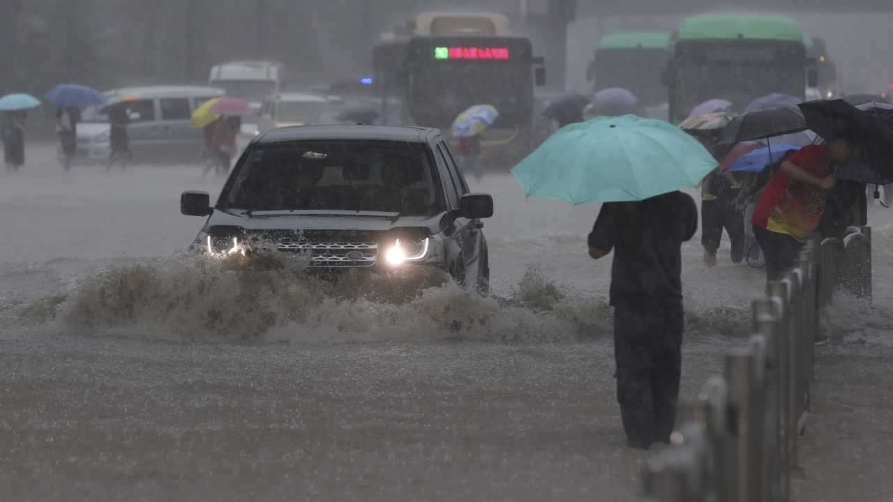 A heavy downpour in Zhengzhou, central China's Henan province on July 20, 2021.