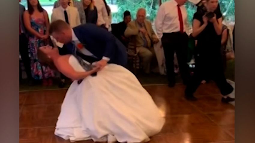 bride dislocates knee wedding moos pkg 2 vpx