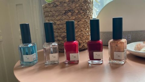 Sundays Nail Polish