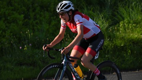 Anna Kiesenhofer was the underdog going into the cycling road race, having only taken up the sport in 2014.