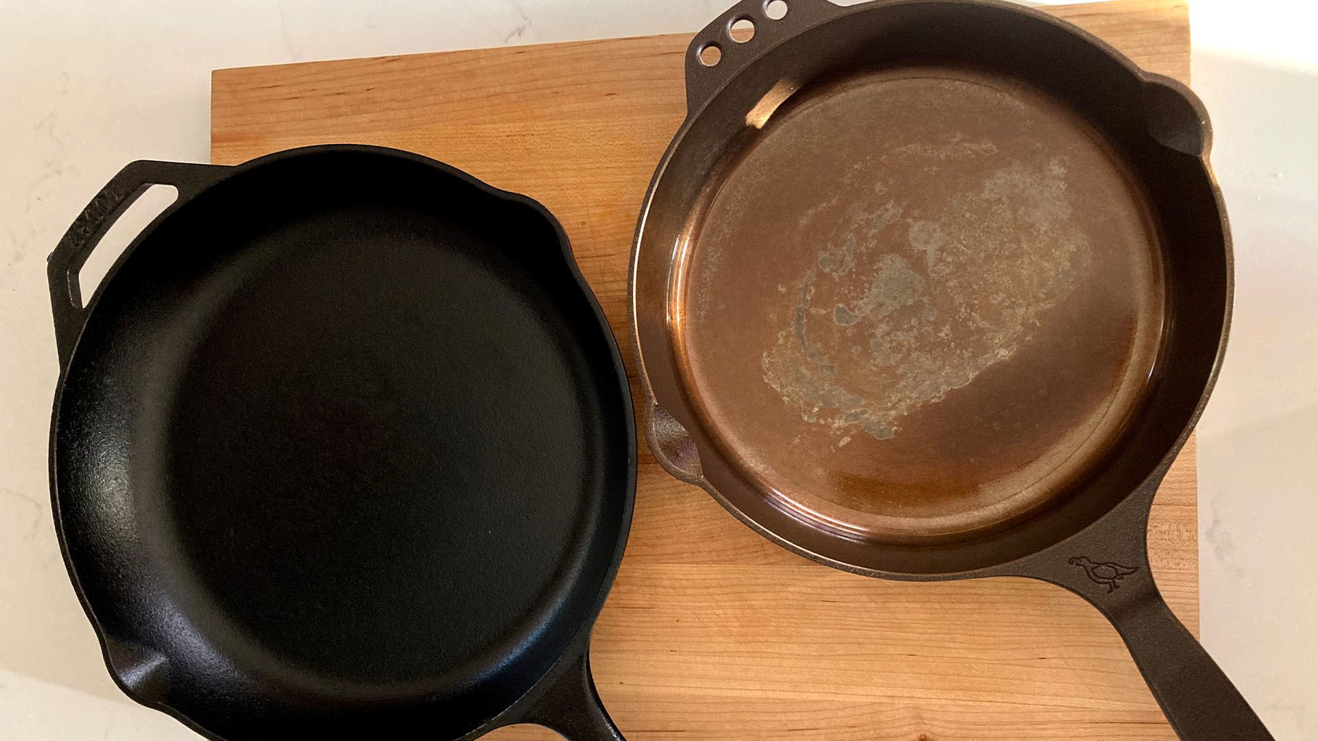 Average Cast Iron Skillet Weight (With 17 Examples) - Prudent Reviews