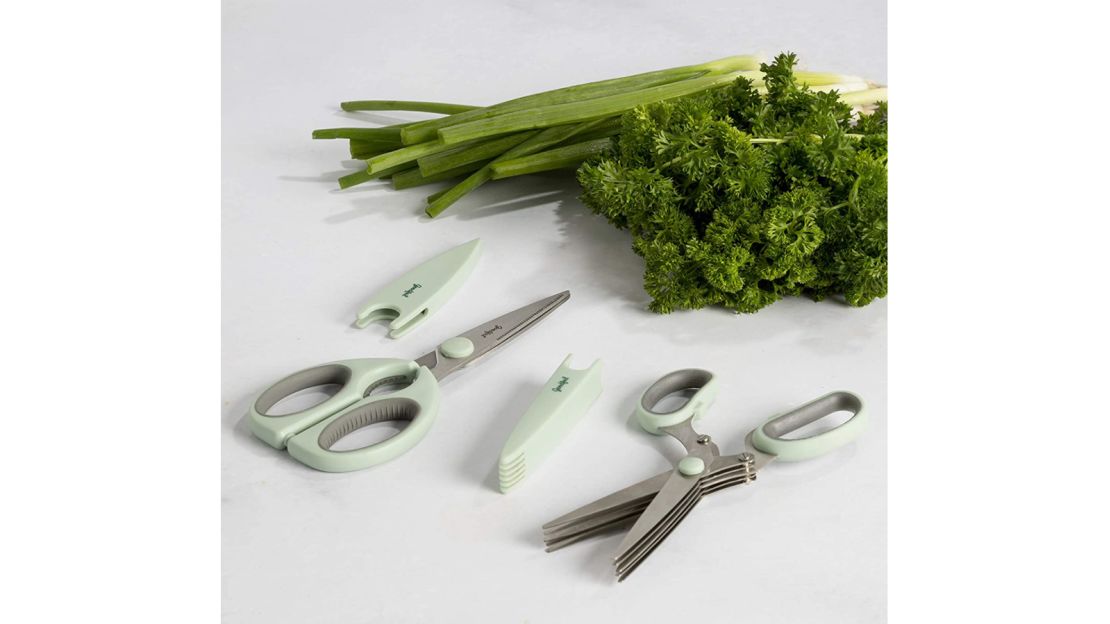 Low-Tech Lifesavers: One handed Scissors - Living with Disability