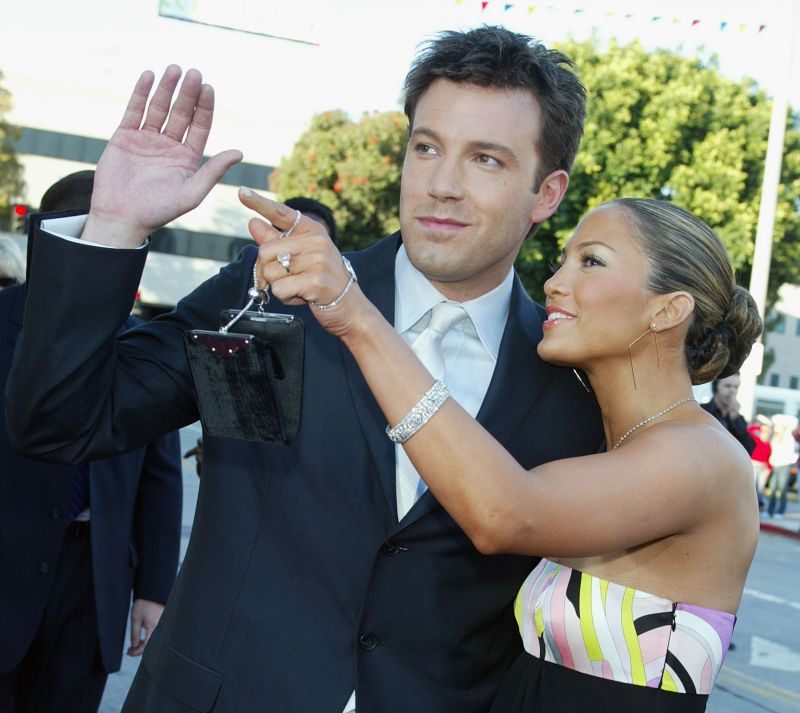 Remember when Ben Affleck gave J.Lo a gigantic pink diamond