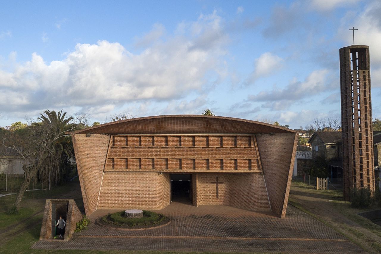 <strong>The work of engineer Eladio Dieste: Church of Atlántida, Uruguay</strong>: Inaugurated in 1960, this modernist church in Estación Atlántida, Uruguay, is known for blending architectural influences.