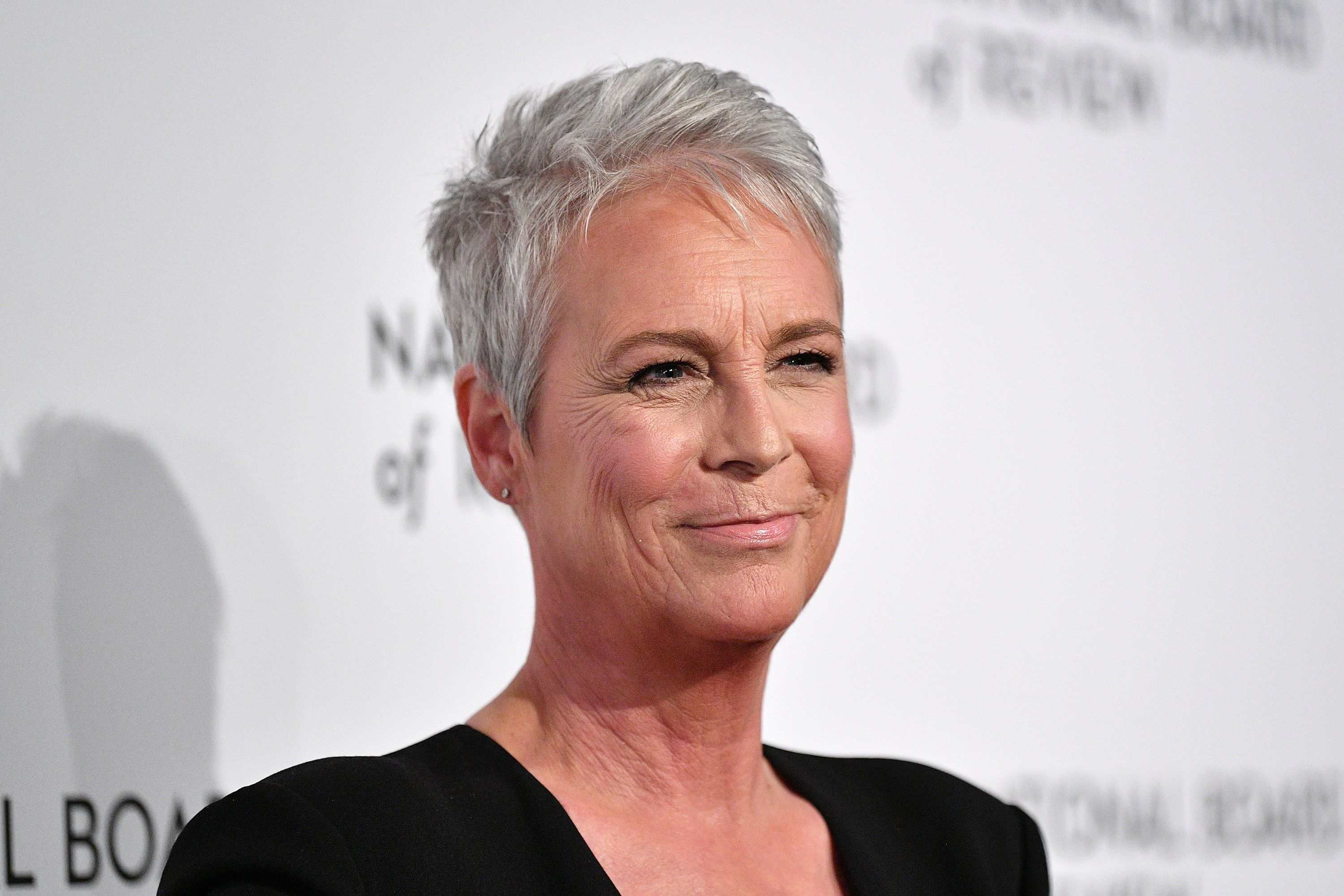 Jamie Lee Curtis thinks cosmetic procedures are 'wiping out a generation of  beauty' | CNN