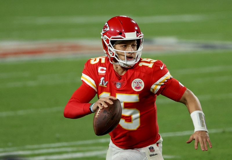 Patrick Mahomes rookie card sells for record-breaking $4.3 million | CNN