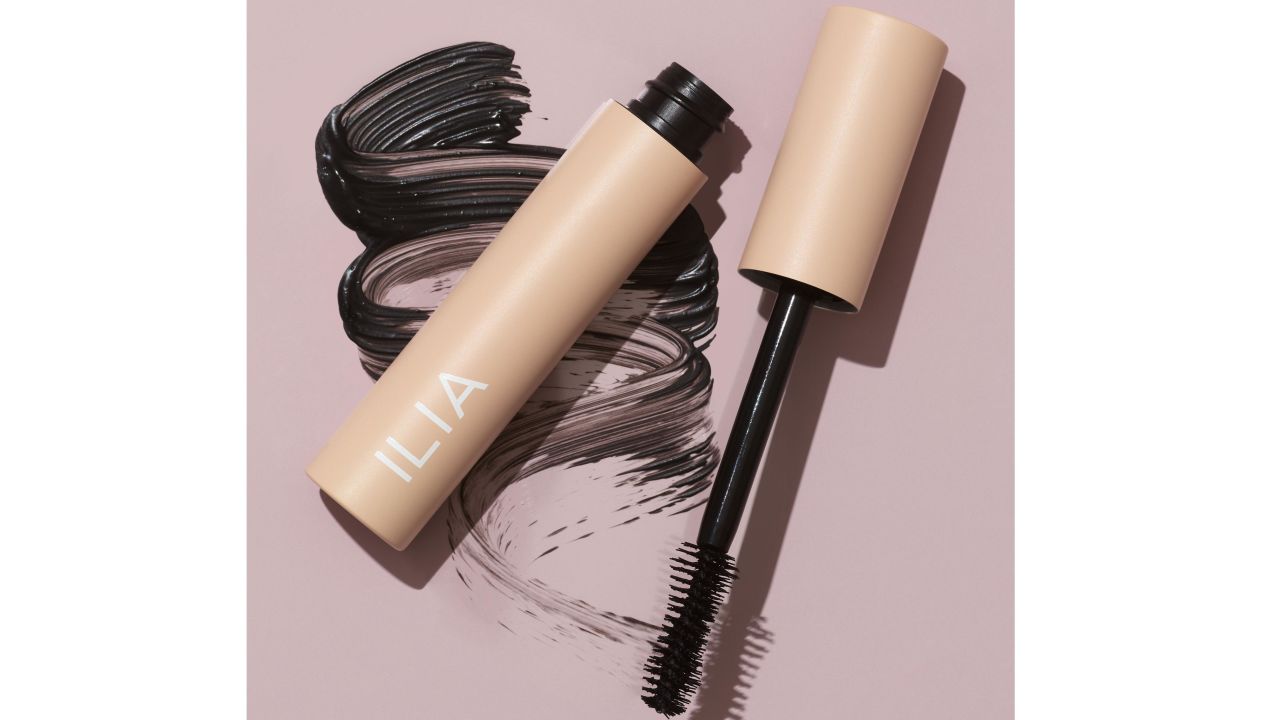 Ilia Beauty Fullest Volumizing Mascara