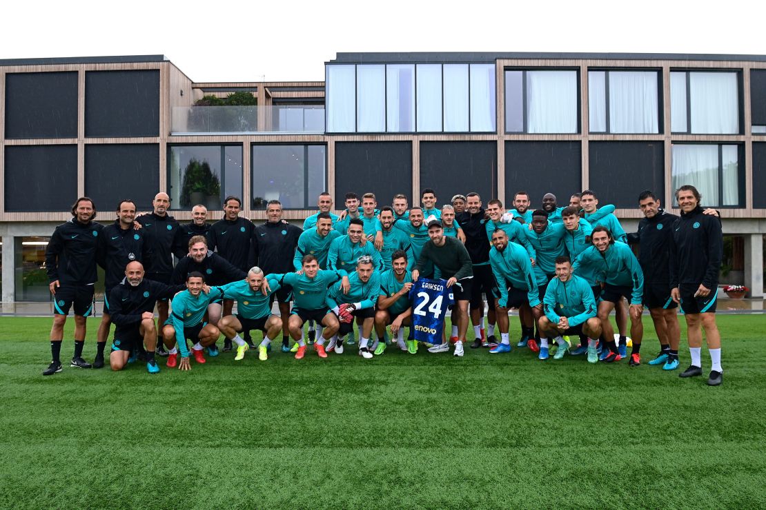Eriksen with Inter teammates and staff at Appiano Gentile.