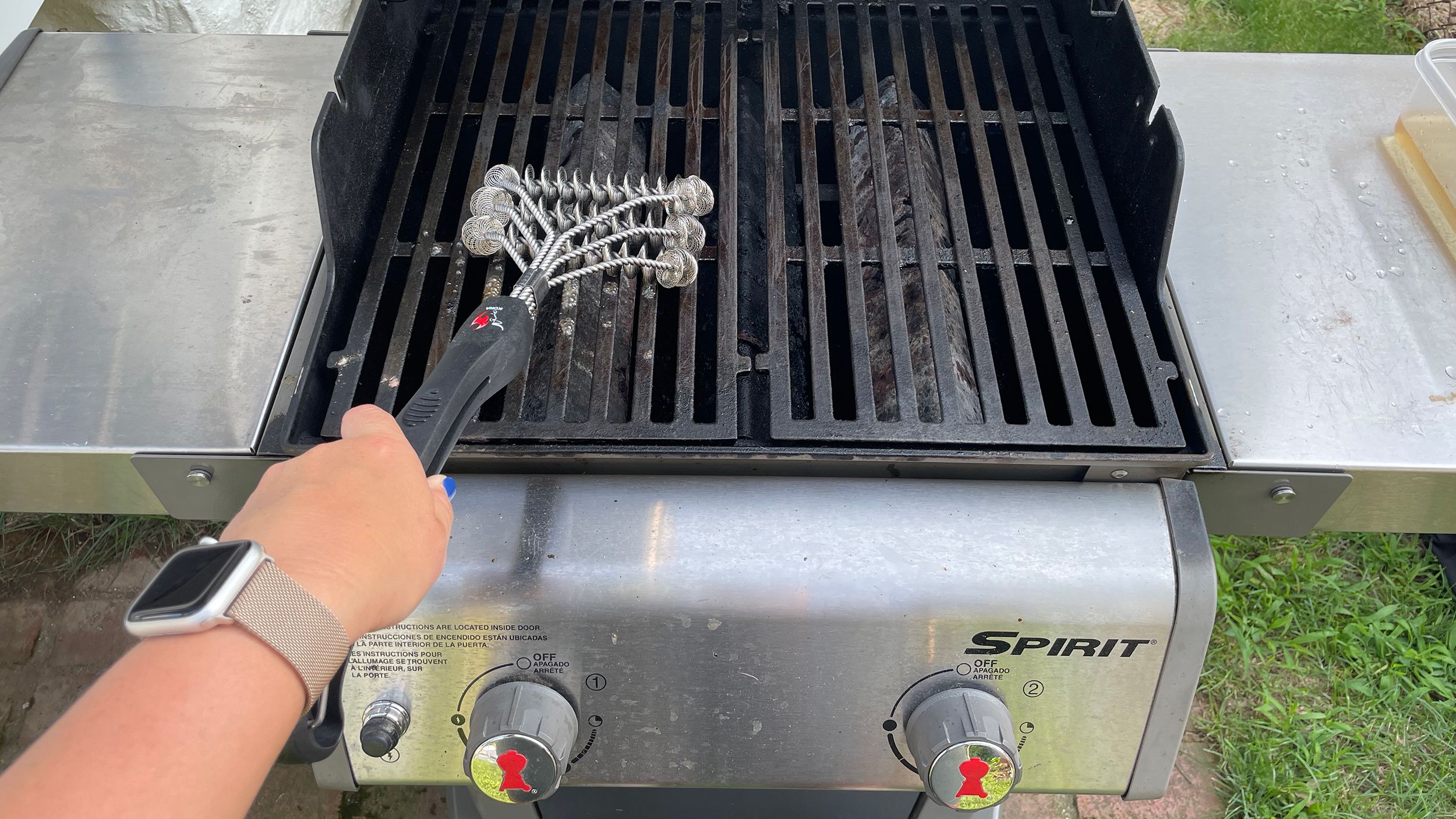 Best grill brushes of 2024, tested by editors