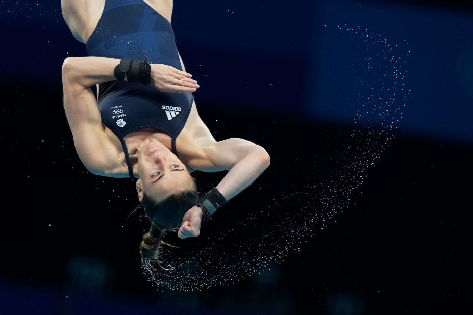 Great Britain's Lois Toulson dives off the 10-meter platform on August 5.