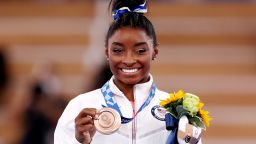 biles medal 0803 