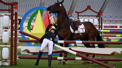 Annika Schleu struggled to control her horse during Tokyo 2020.