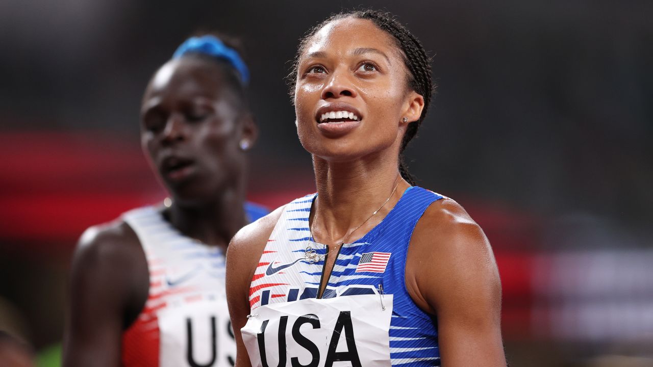 Allyson Felix reacts after winning the gold medal in the women' s 4 x 400m relay final at Tokyo 2020. 