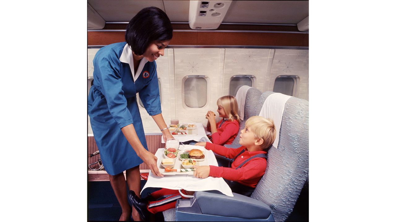 Children enjoying the service on American Airlines.