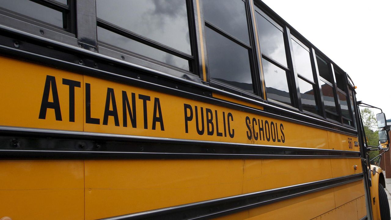 The mother wants the school's leadership to be removed. 