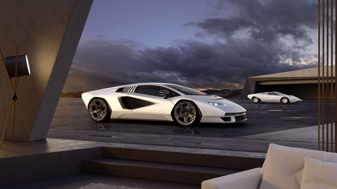 The shape of the new Lamborghini Countach was inspired by the 1971 Countach prototype.