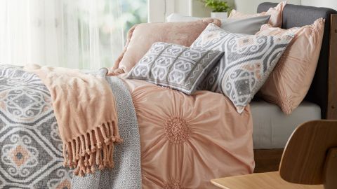 Nordstrom Bliss Plush Throw 