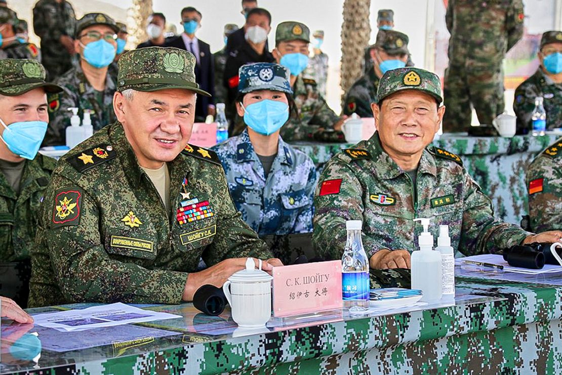 Russian Defense Minister Sergei Shoigu and Chinese Defense Minister Wei Fenghe watch a joint military exercise by Russia and China held in the Ningxia Hui Autonomous Region in northwestern China on Friday.