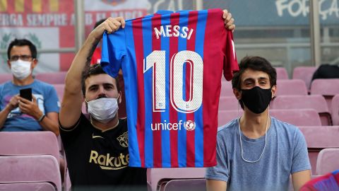 Supporters returned to the Camp Nou and many paid tribute to Lionel Messi.