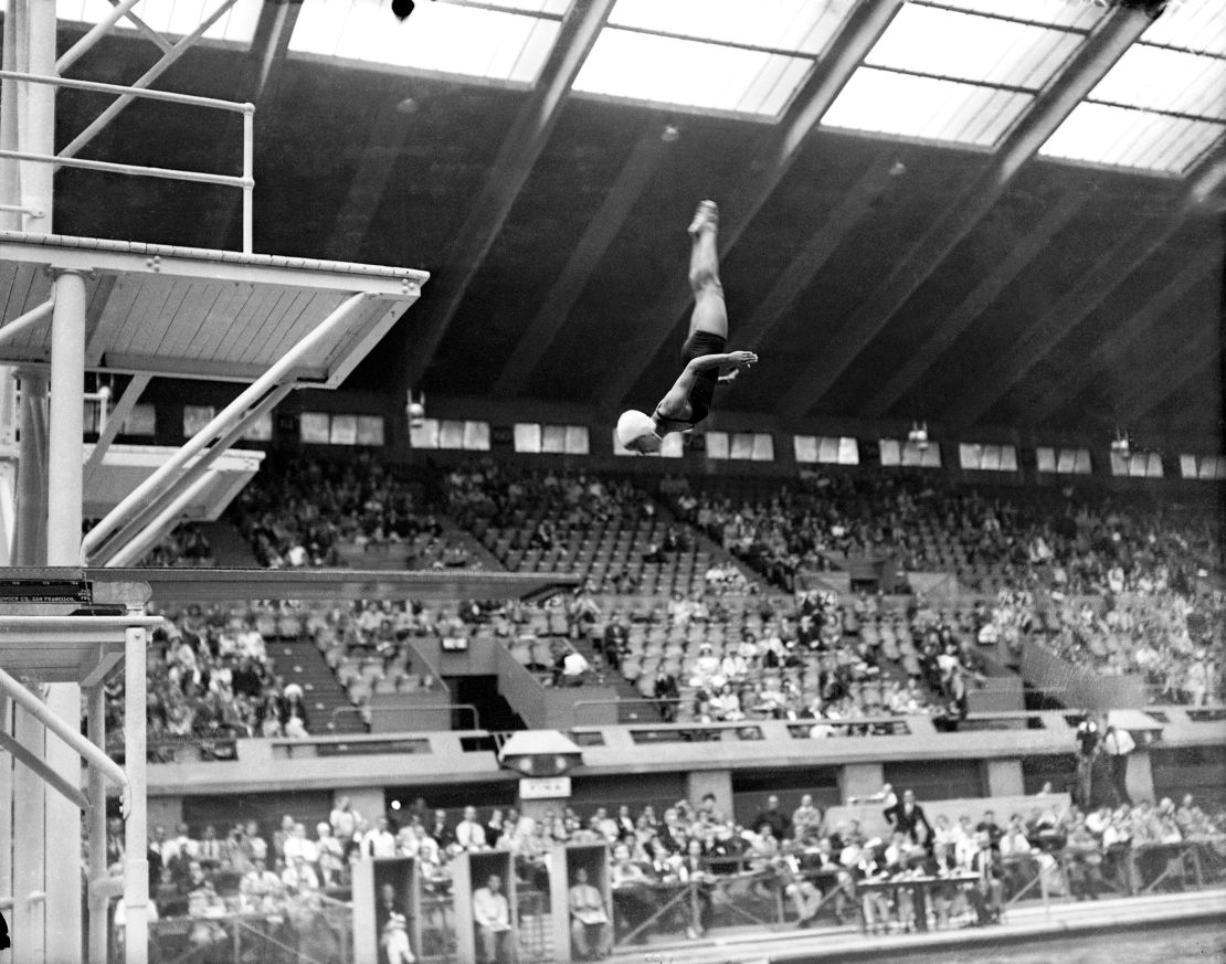 Vicki Draves straightens up as she plunges towards the water on her way to winning diving gold at the London Olympic Games in 1948.