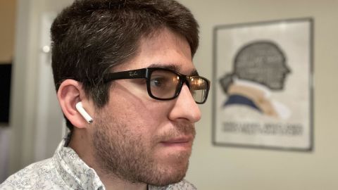 airpods second gen lead