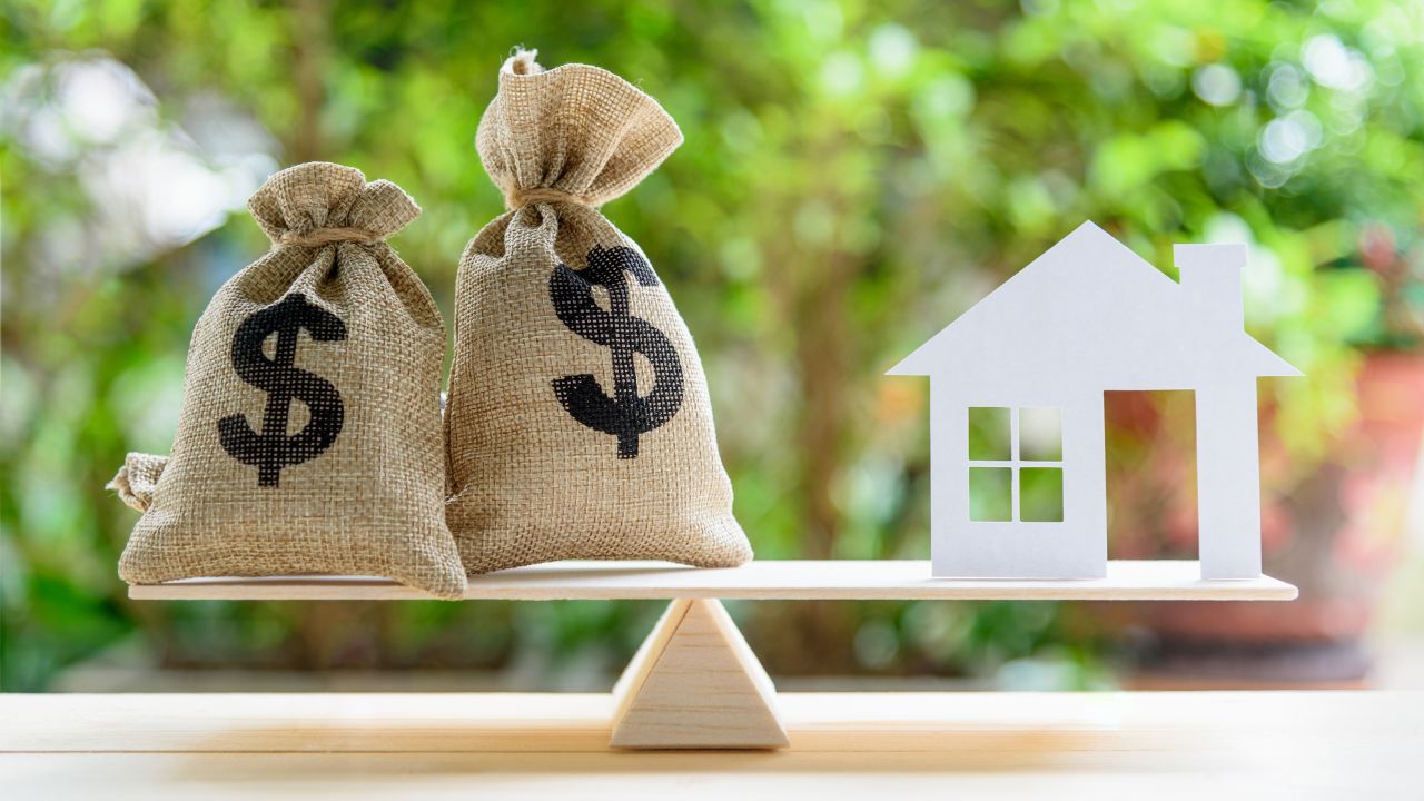 underscored home equity loan cash money on scale