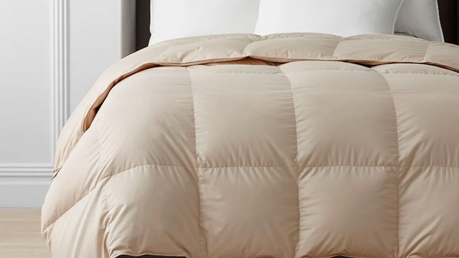 Our Favorite Down-Alternative Duvet Insert Is Up to 36% Off for Prime Big  Deal Days
