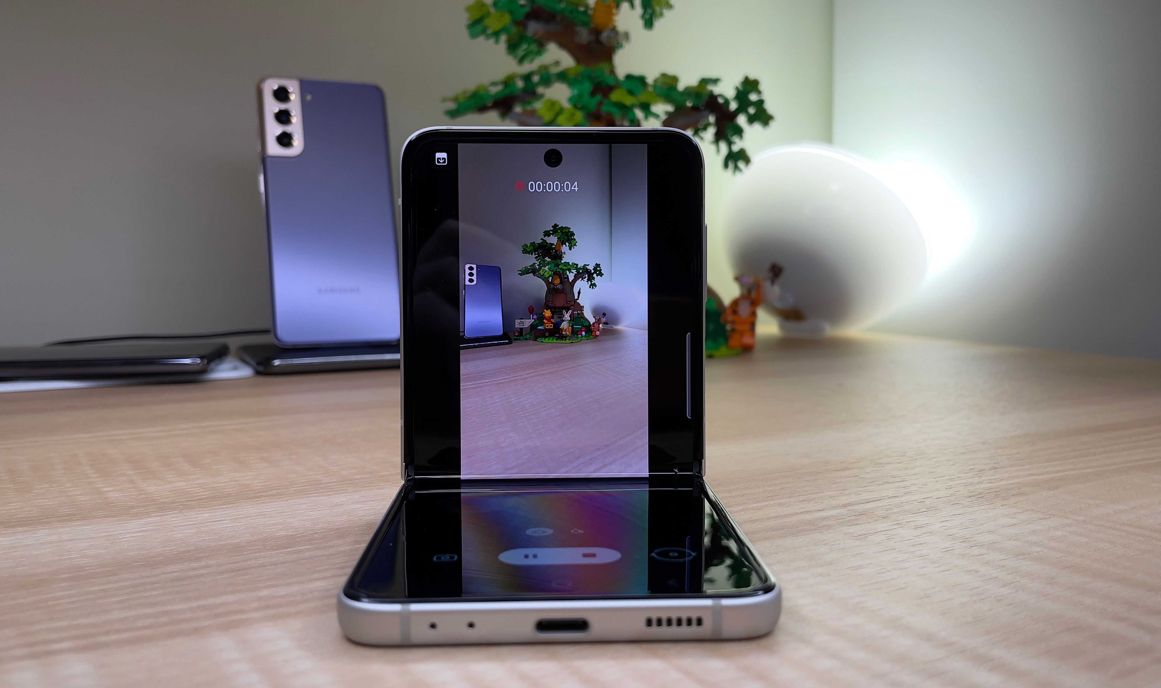 Galaxy Z Flip 3 Review: An iPhone user's perspective - 9to5Mac